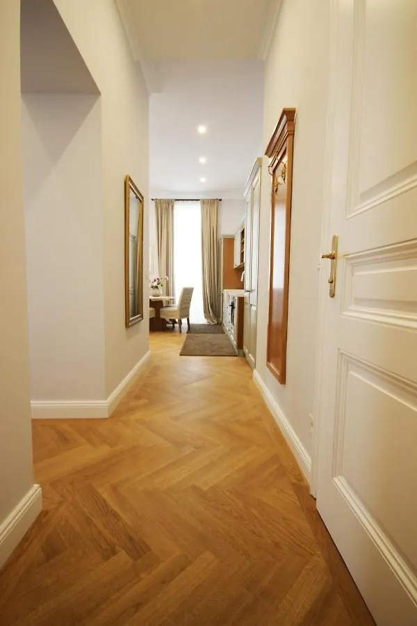 Stilvolles Apartment In Zentraler Lage Wiedeń