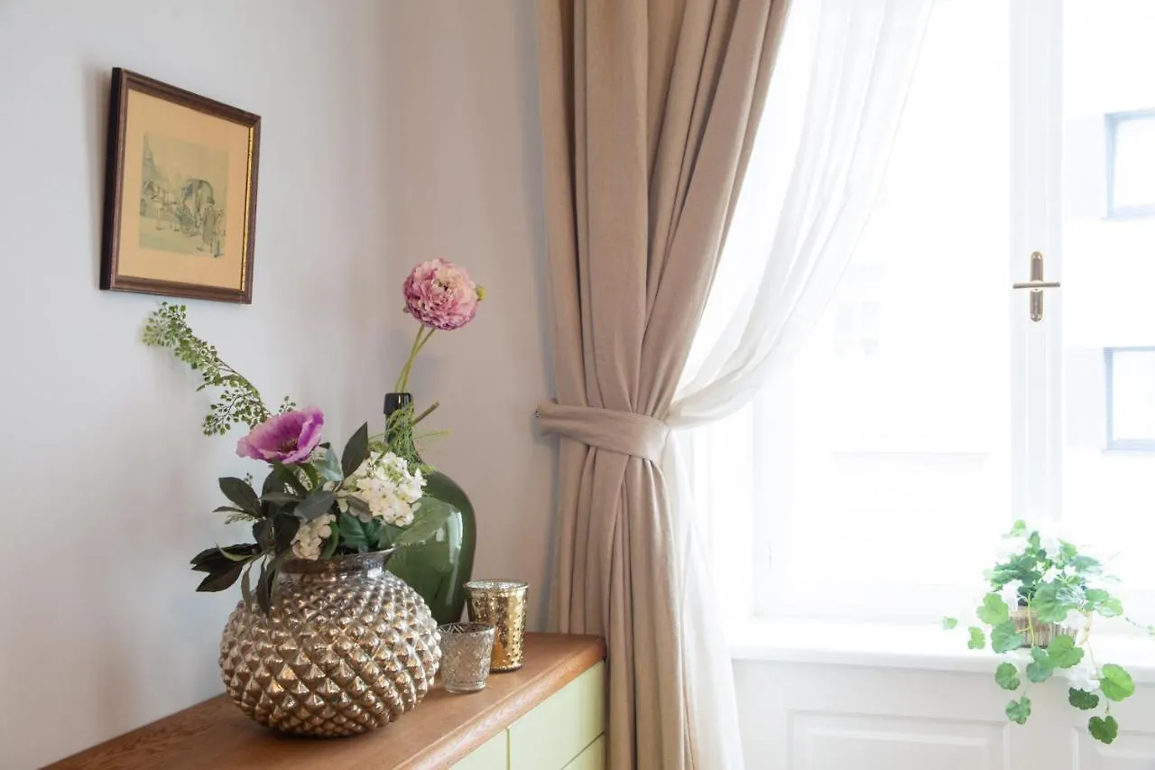 Stilvolles Apartment In Zentraler Lage Vienna
